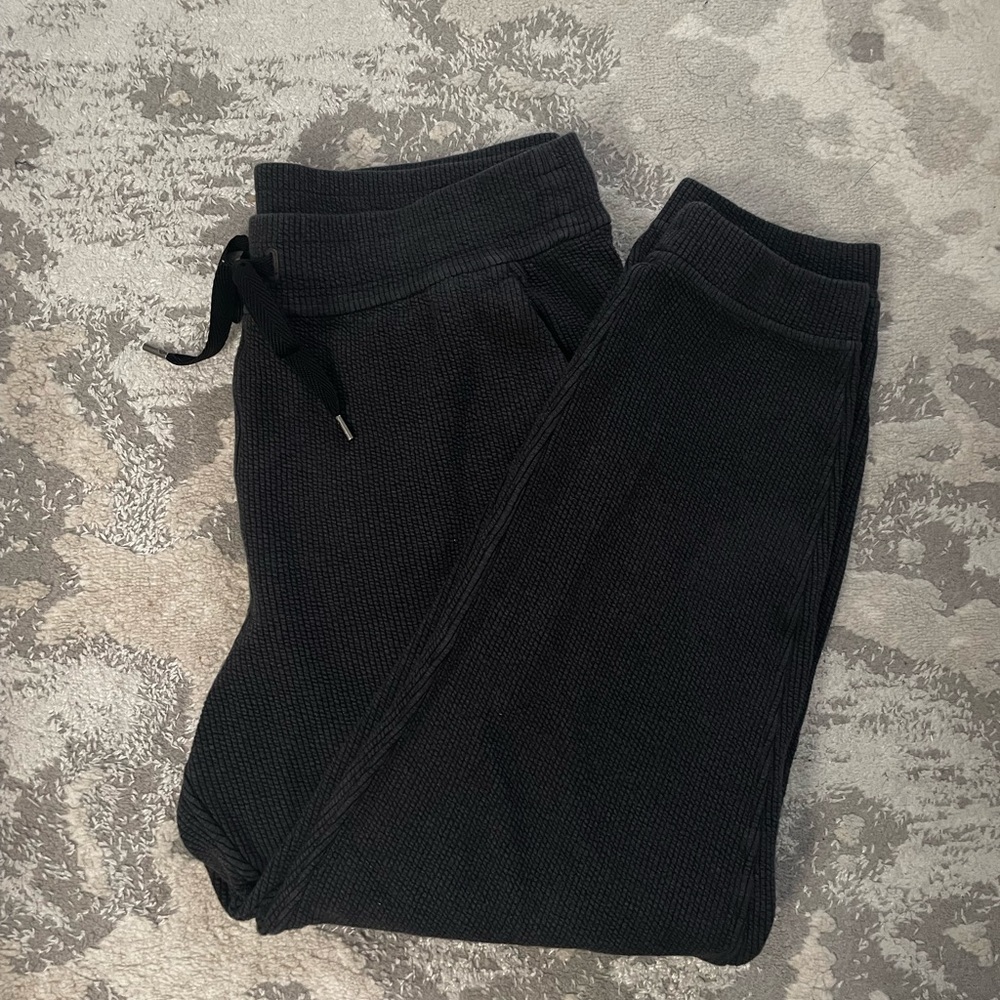 Lululemon Ribbed High Rise Joggers *7/8 Length